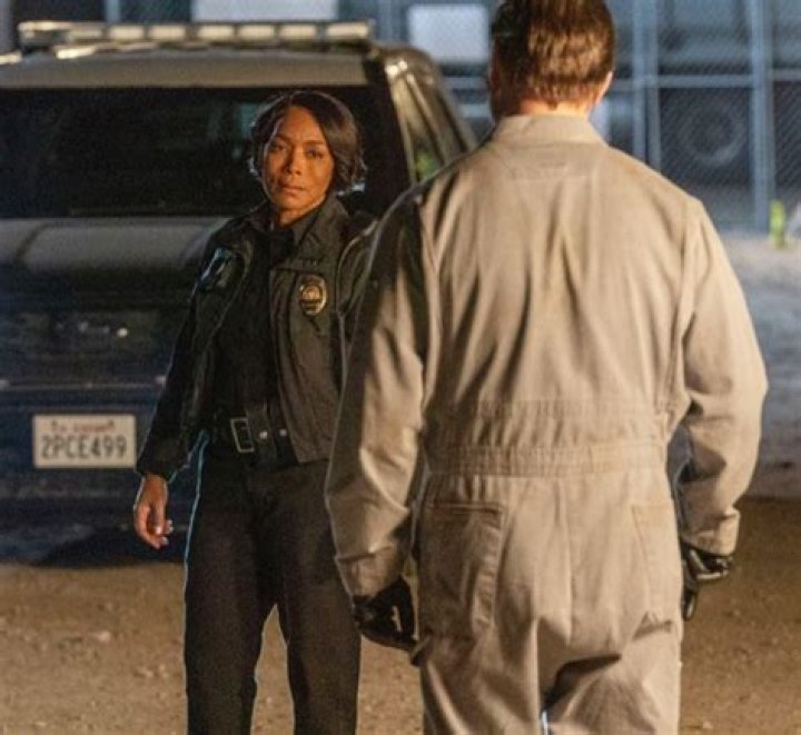 9-1-1 Recap 05/08/23: Season 6 Episode 17 “Love Is In The Air”