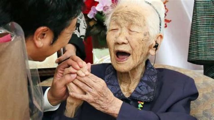 Age De La Personne La Plus Vieille Du Monde