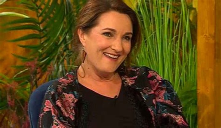 Fame | Aisling O'Neill net worth and salary income estimation Apr, 2024