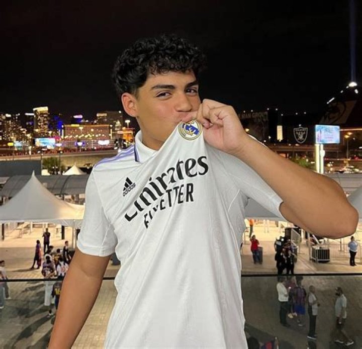 Alejandro Rosario Biography: Height, Net Worth, Age, Girlfriend, Friends, Twitch, Parents, Baseball, Nationality, Brother, Ethnicity, Instagram, Wikipedia