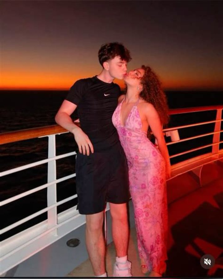 Alena Grabchak’s Boyfriend: Who is Alena Grabchak Dating?