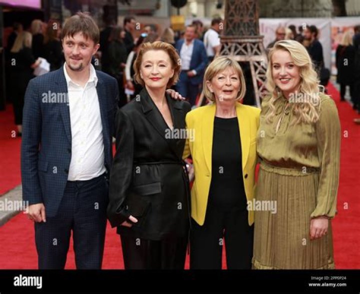 Alfie Oldman | Wife, Kids And Net Worth