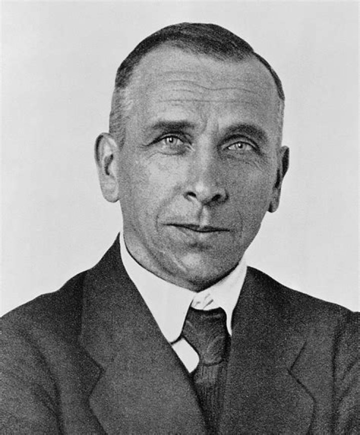 Alfred Wegener - Net Worth, Age, Height, Birthday, Bio, Wiki!