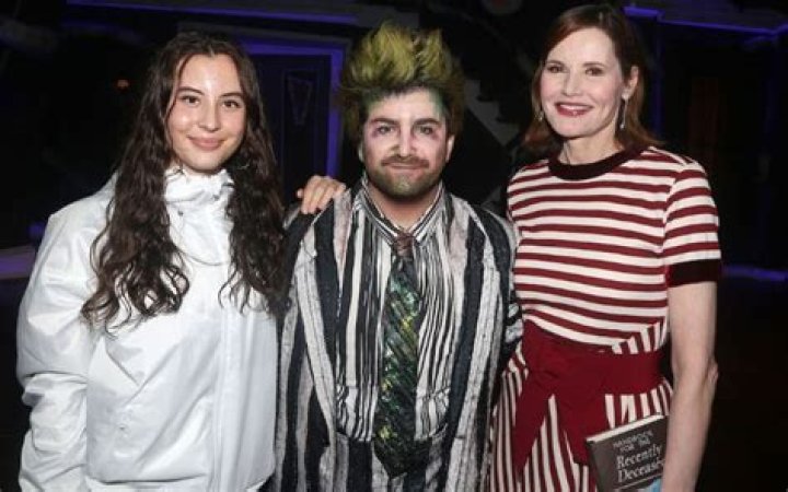 Alizeh Keshvar Davis Jarrahy- Bio, Age, Net Worth, Height