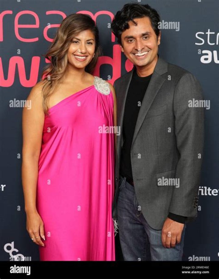 Fame | Alok Kanojia net worth and salary income estimation Apr, 2024