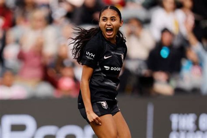 Fame | Alyssa Thompson net worth and salary income estimation Jan, 2024