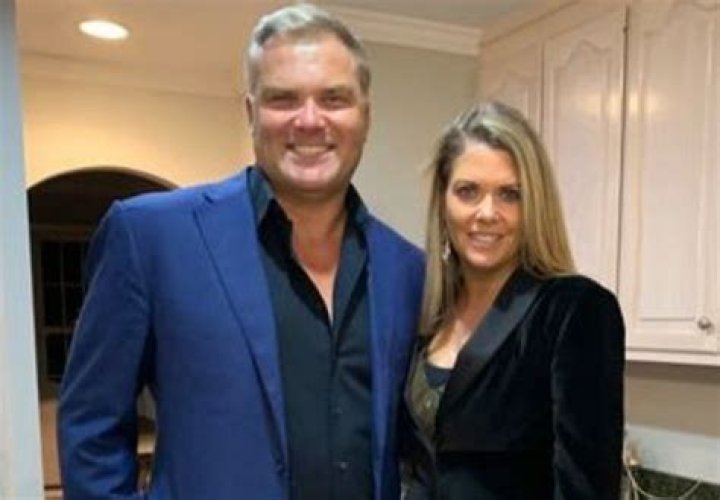 Fame | Amy Holian net worth and salary income estimation Apr, 2024