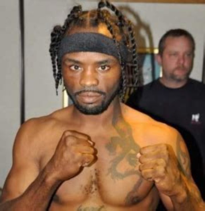 Antwun Echols Net Worth, Age, Height, Bio, Birthday, Wiki!