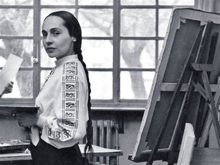 Araceli Gilbert - Net Worth, Age, Height, Birthday, Bio, Wiki!