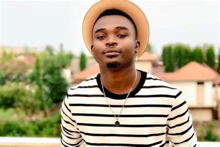 Aslay Biography: Age, Girlfriend, Songs, Net Worth, Albums, Family, Parents, Wiki, Wife, Children