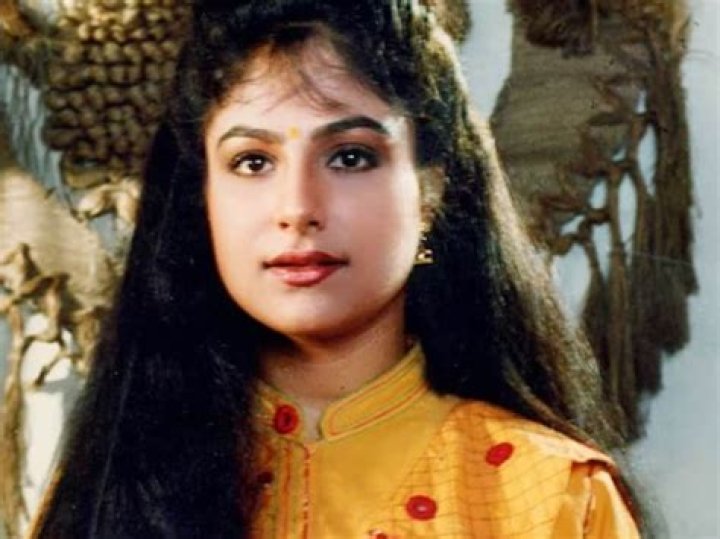 Ayesha Jhulka