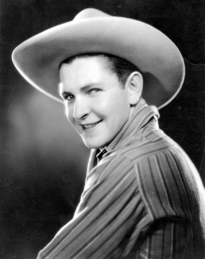 Bob Steele Net Worth, Age, Height, Bio, Birthday, Wiki!