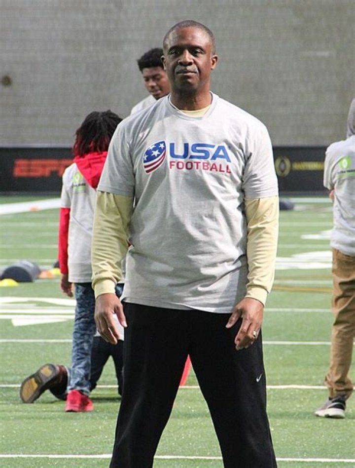 Bobby Butler - Net Worth, Age, Height, Birthday, Bio, Wiki!