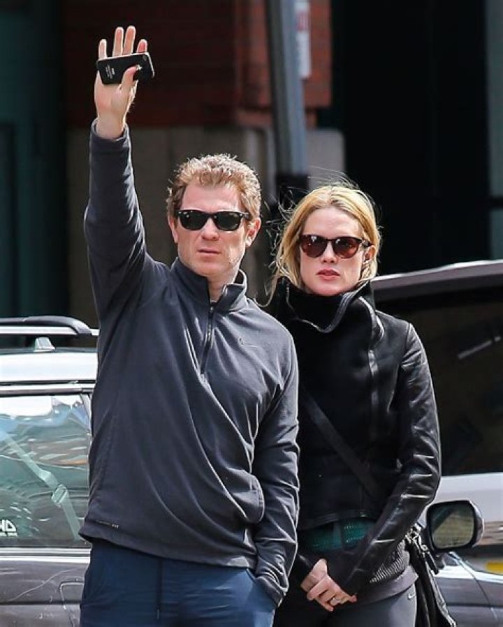 Bobby Flay, Stephanie March Divorce Gets Messy: Bobby Accused Of Cheating, Chef Giada De Laurentiis His Mistress?