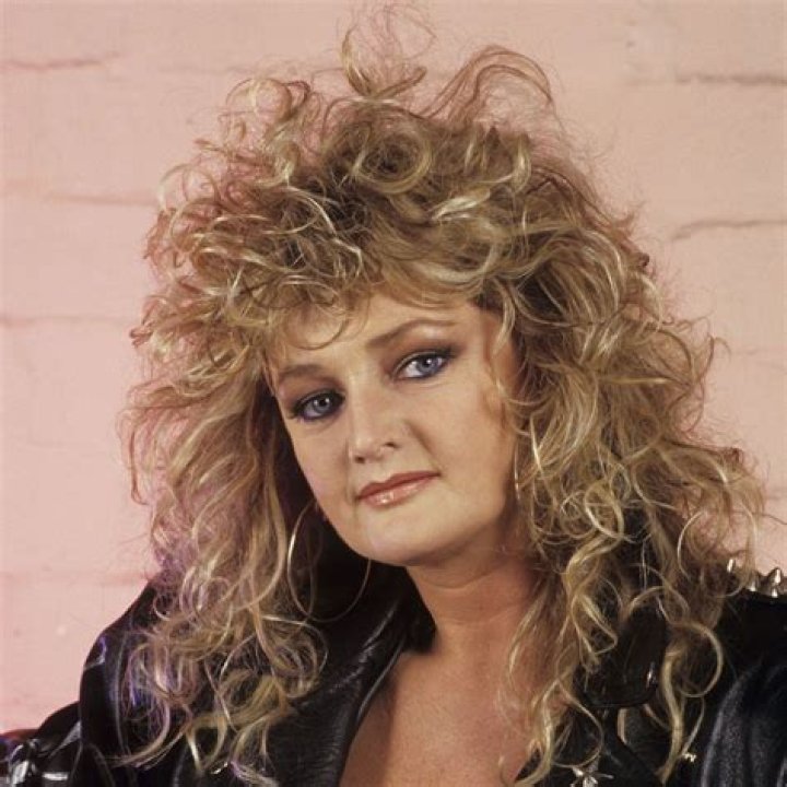 Bonnie Tyler Net Worth, Age, Height, Bio, Birthday, Wiki!