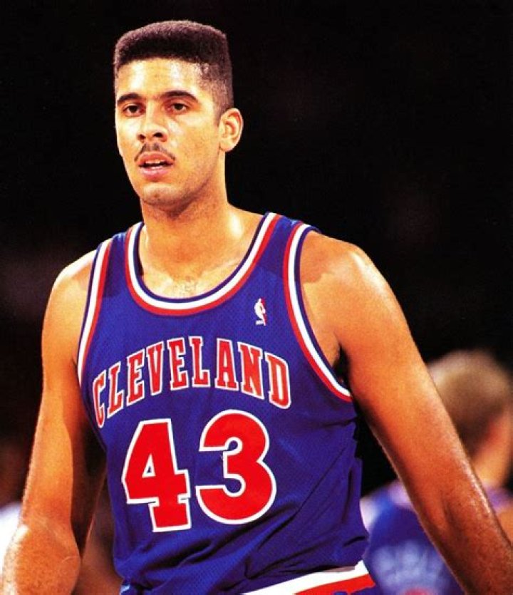 Fame | Brad Daugherty net worth and salary income estimation Apr, 2024