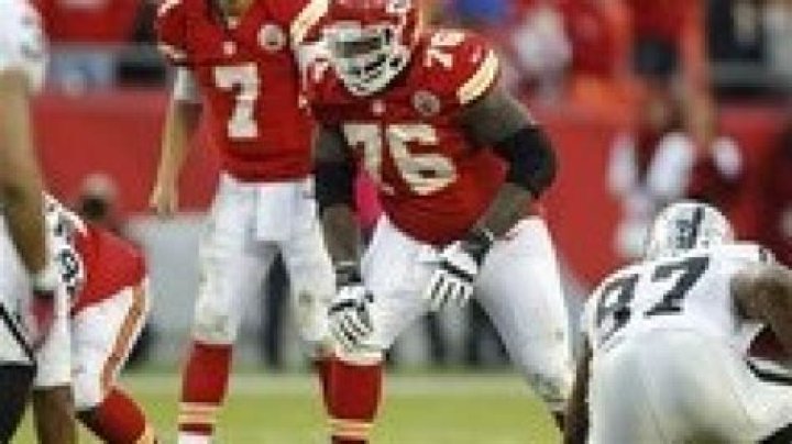 Branden Albert Net Worth, Age, Height, Bio, Birthday, Wiki!