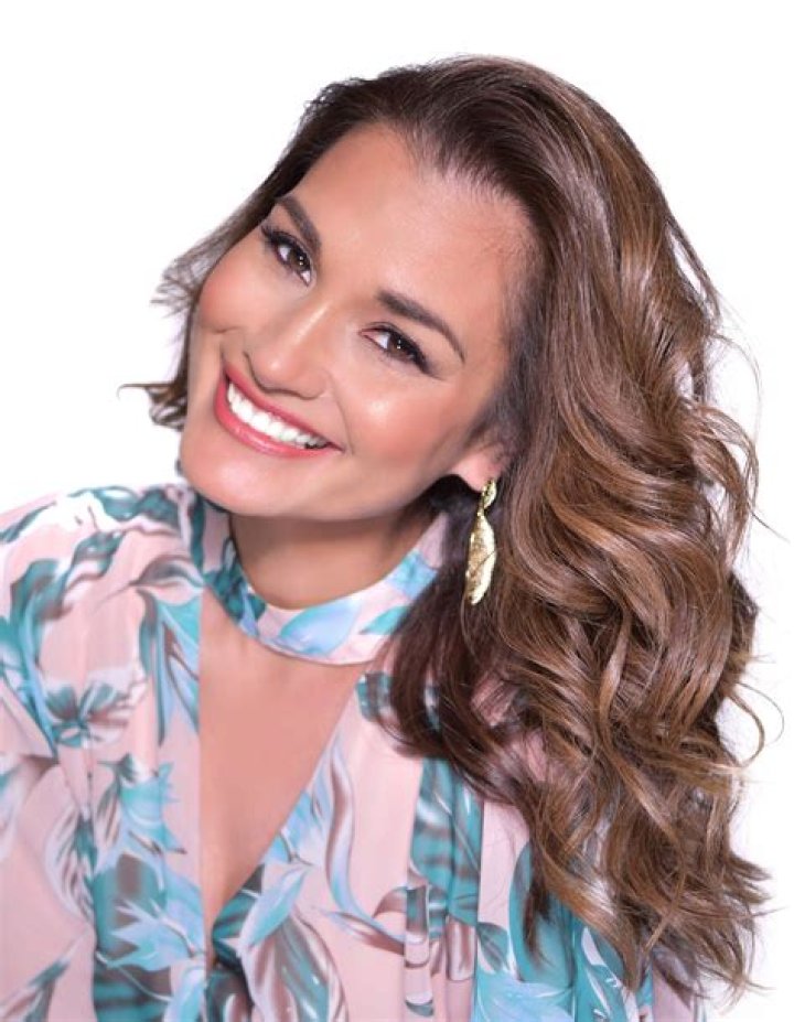 Brook Lee - Net Worth, Age, Height, Birthday, Bio, Wiki!