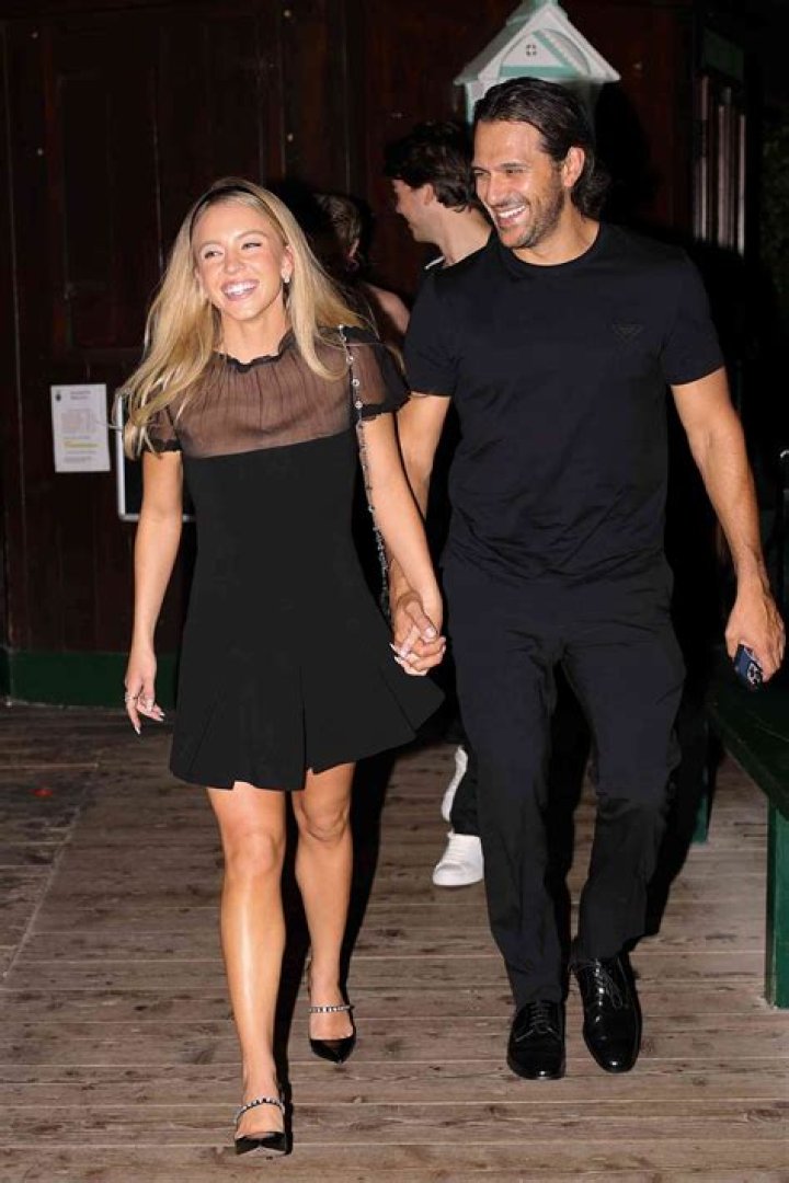 Busra Yilmaz’s Boyfriend: Who is Busra Yilmaz Dating?