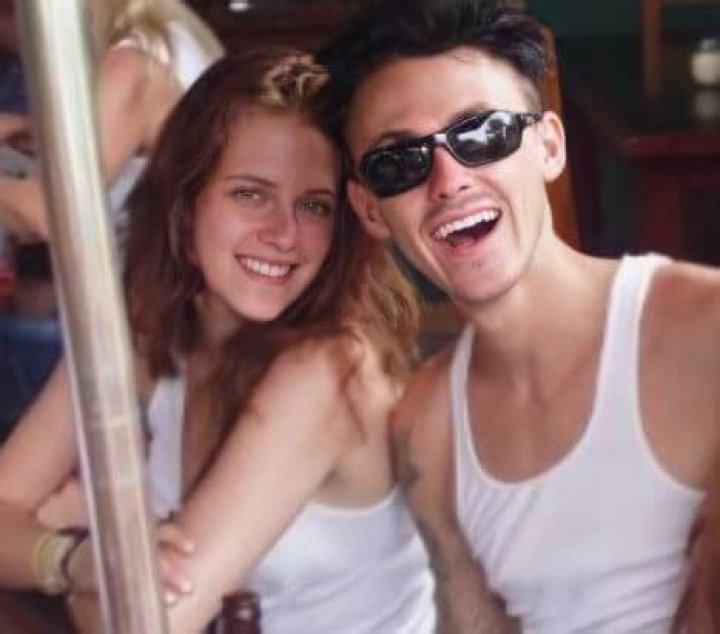 Cameron B. Stewart » Age, Net Worth, Family, Bio, News