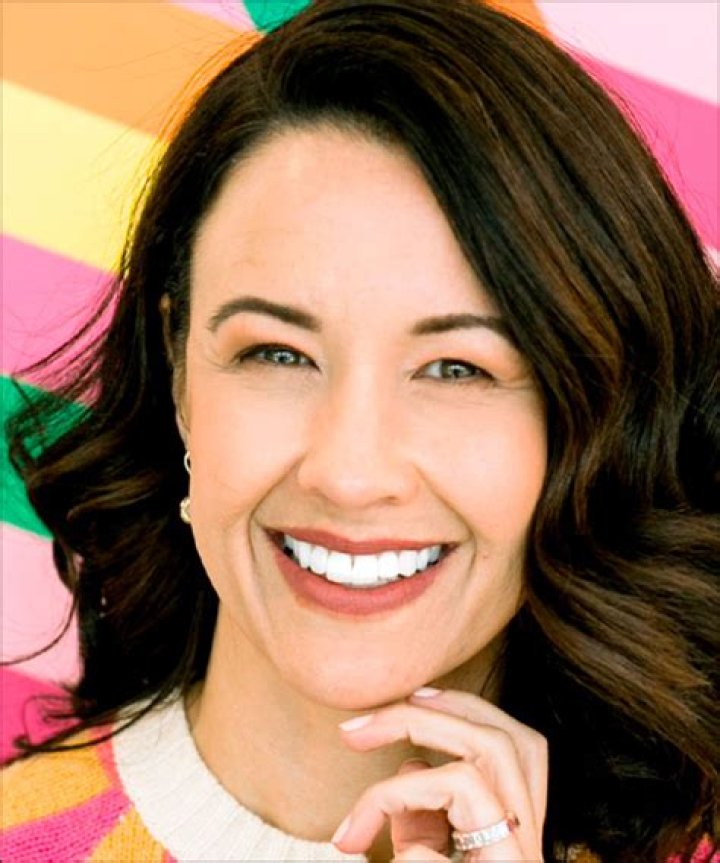 Carrie Colbert - Net Worth, Age, Height, Birthday, Bio, Wiki!