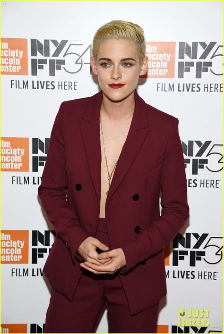 "Certain Women" starring Kristen Stewart gets best film award at London Film Festival