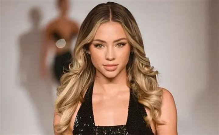 Charly Jordan Biography: Boyfriend, TikTok, Age, Net Worth, YouTube, Dance, Makeup, Parents, Height, Wikipedia, Logan Paul, Necklace, Harry Jowsey