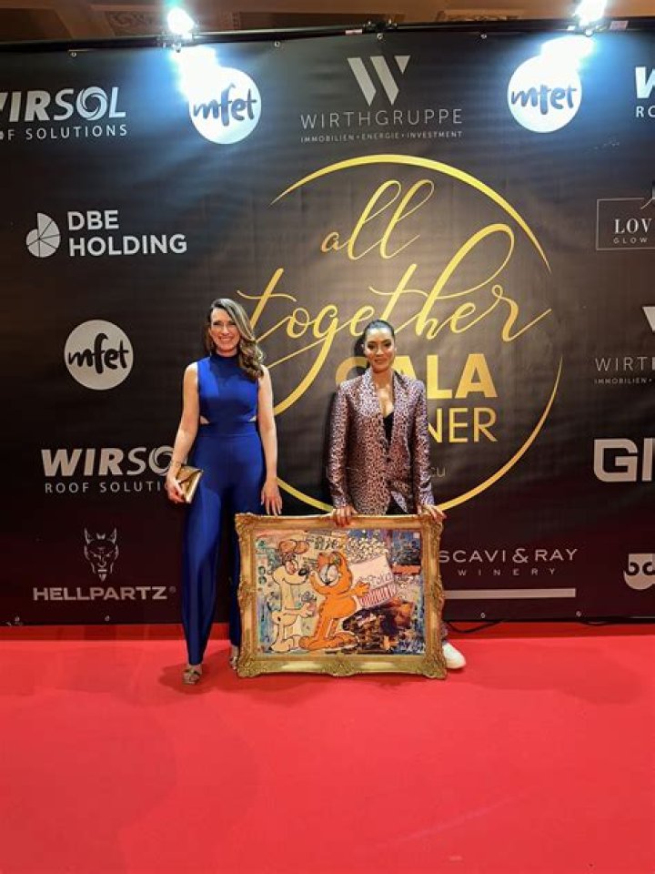 Cheryl To Be Honoured At Charity Gala