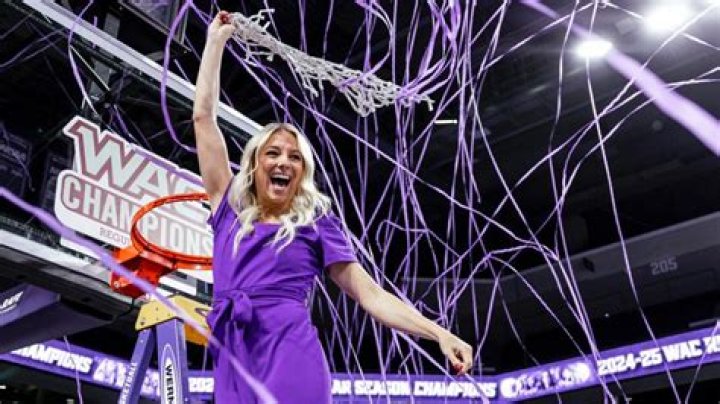 Christa Miller’s Husband: Who is Christa Miller Dating?