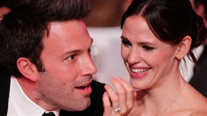Ben Affleck, Christine Ouzounian Shower Seduction Tell-All: Jennifer Garner Found Nanny’s Pregnancy Test?