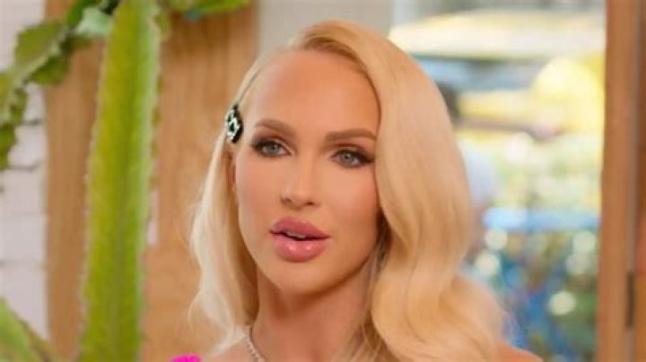 Christine Quinn Biography: Wikipedia, Age, Net Worth, Husband, Pics, Wedding, Height, Instagram, Birthday