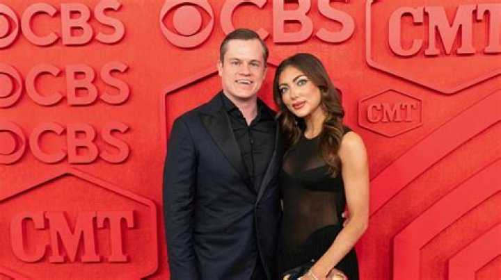 2017 CMT Music Awards: Florida Georgia Line To Perform With The Chainsmokers