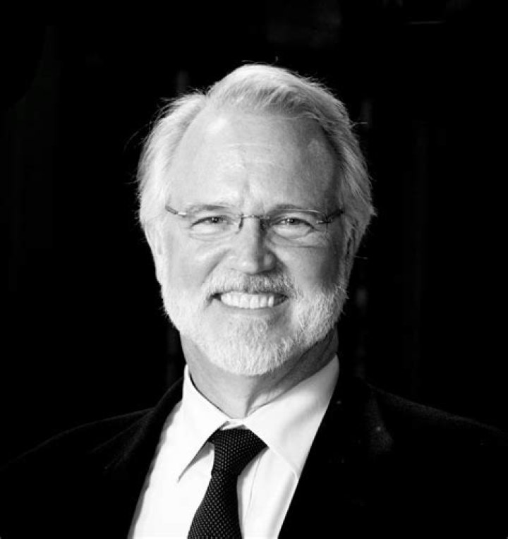 Craig Calhoun - Net Worth, Age, Height, Birthday, Bio, Wiki!