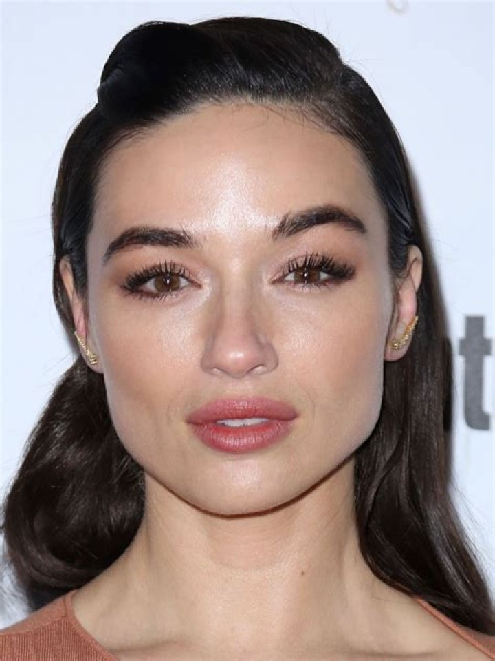 Crystal Reed Net Worth, Age, Height, Bio, Birthday, Wiki!