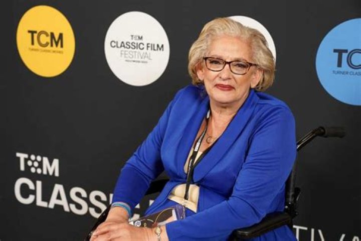 Cynthia Davis Net Worth, Age, Height, Bio, Birthday, Wiki!