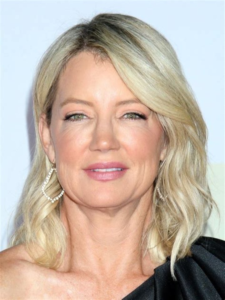 Cynthia Watros