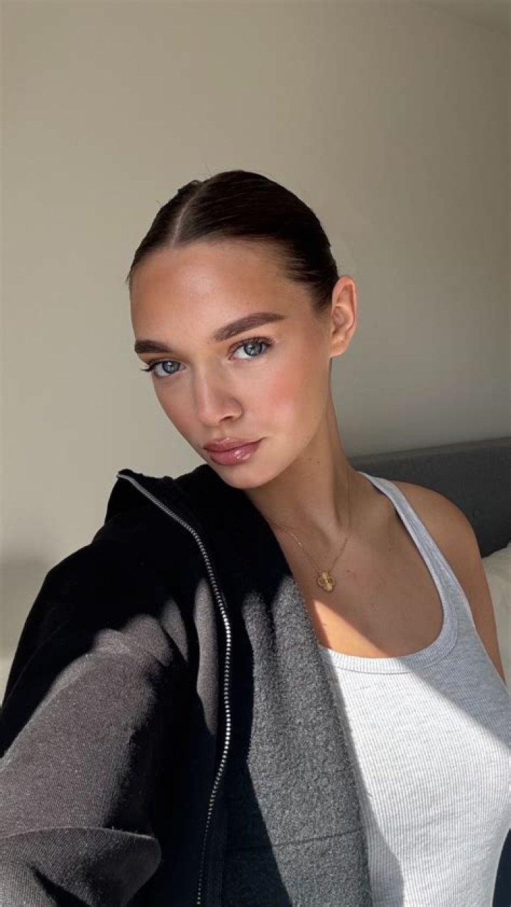 Daisy Tomlinson Net Worth, Age, Height, Bio, Birthday, Wiki!