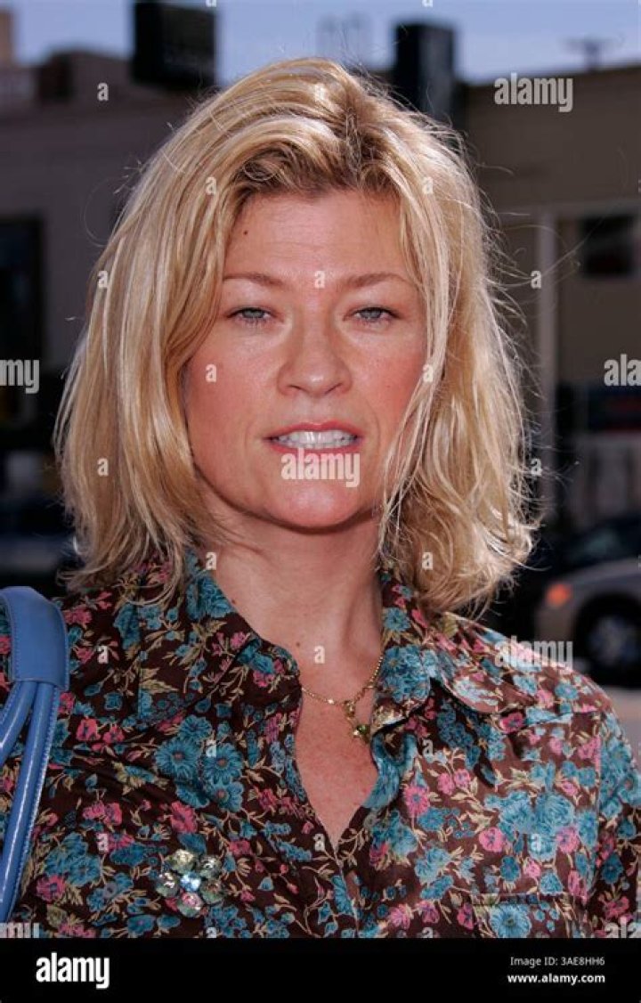 Dana Wheeler-Nicholson Net Worth, Age, Height, Bio, Birthday, Wiki!