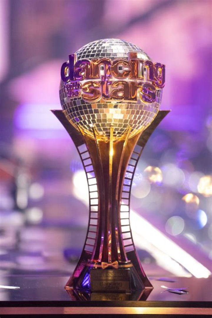Who will take home the Mirrorball Trophy?
