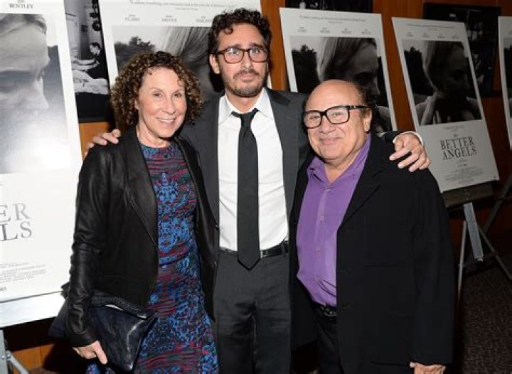 Danny DeVito's son, Jake DeVito Biography: Height, Wife, Age, Movies, Net Worth, Wikipedia, Girlfriends