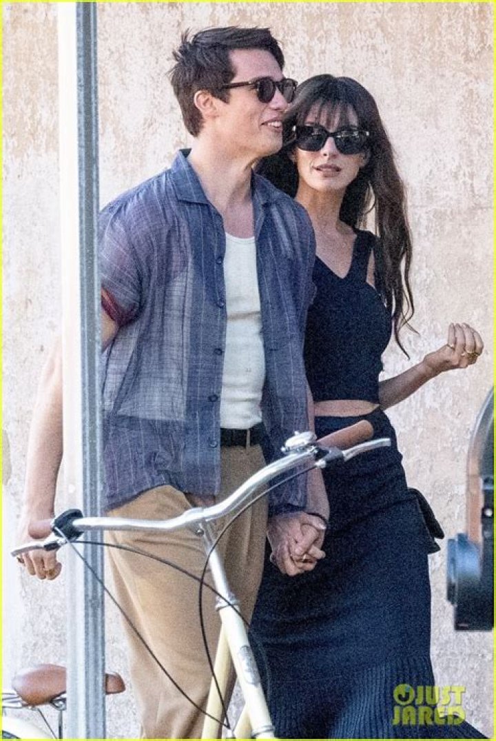 DavidAtWerk’s Girlfriend: Who is DavidAtWerk Dating?