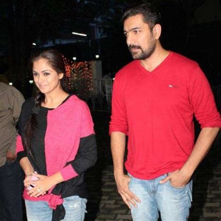 Fame | Deepak Bagga net worth and salary income estimation Apr, 2024