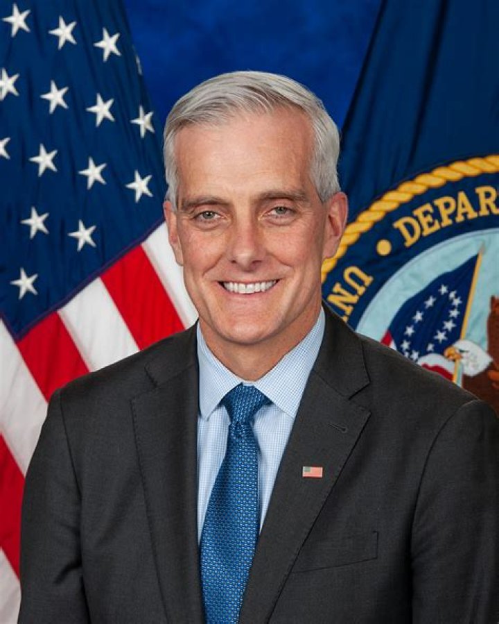 Denis McDonough - Net Worth, Age, Height, Birthday, Bio, Wiki!