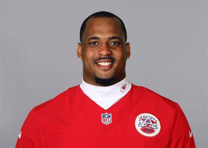 Derrick Johnson Net Worth, Age, Height, Bio, Birthday, Wiki!