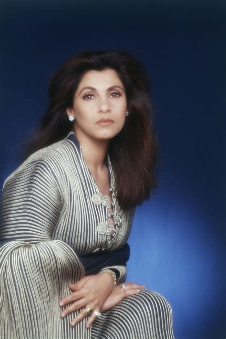 Dimple Kapadia Net Worth, Age, Height, Bio, Birthday, Wiki!