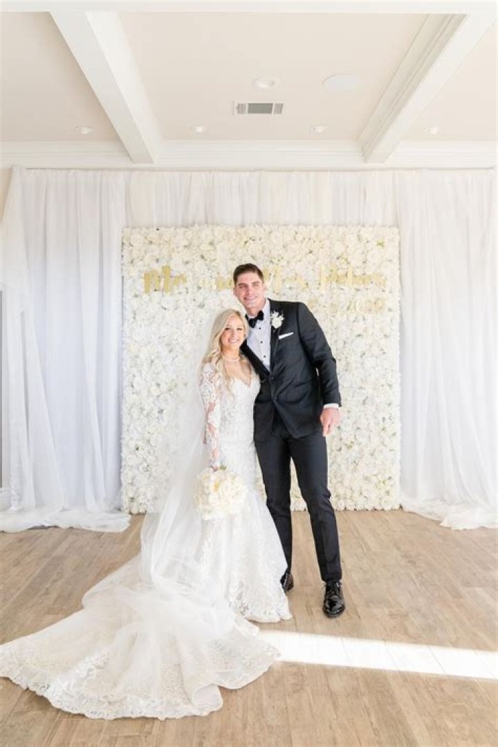 Who Is MLB DJ Peters Wife? His Family Life Insight