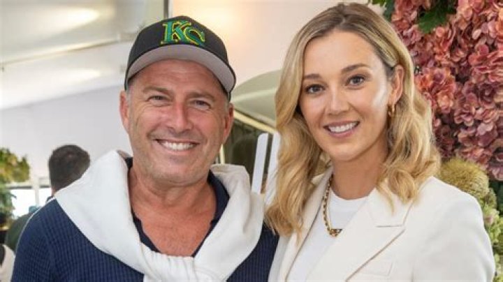 Dr. Nick Coatsworth Age, Height, Wikipedia, Wife, Net Worth