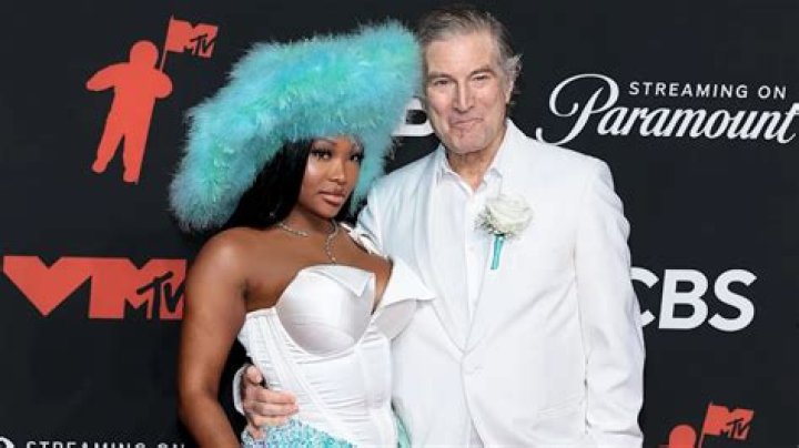 Dreama Walker’s Husband: Who is Dreama Walker Dating?