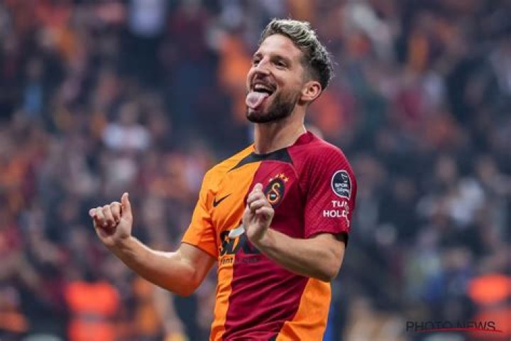 Dries Mertens - Net Worth, Age, Height, Birthday, Bio, Wiki!