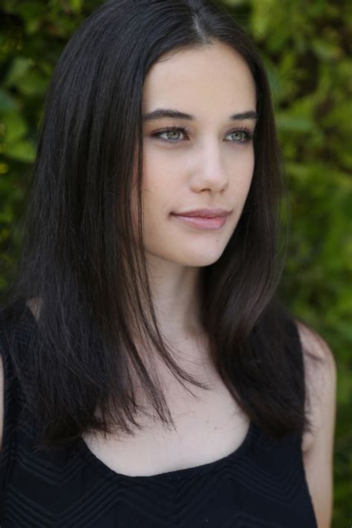 
Ella Bleu Travolta- Age, Boyfriend, Height, Net Worth, Career, Nationality	